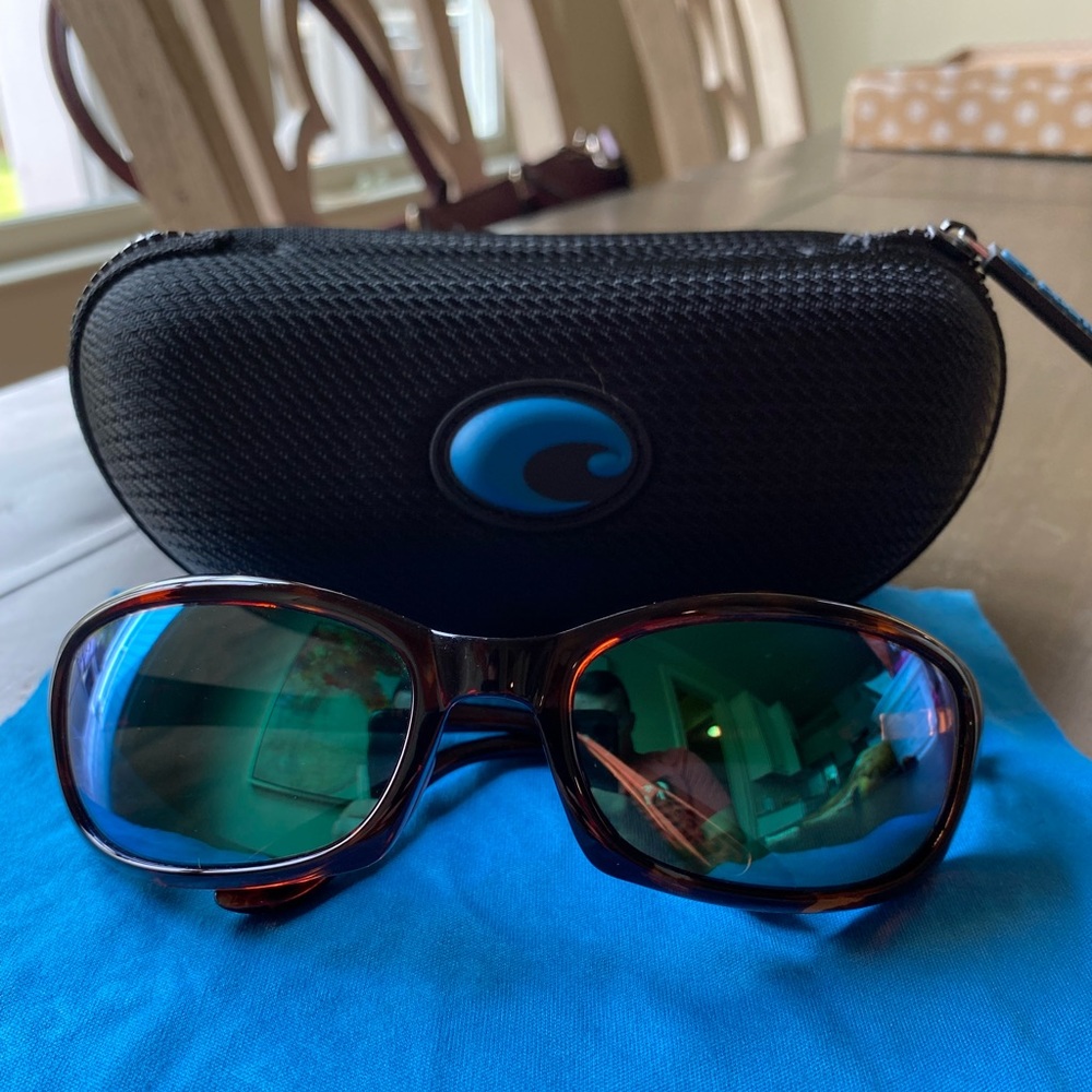 Costa Harpoon sunglasses. Mint condition